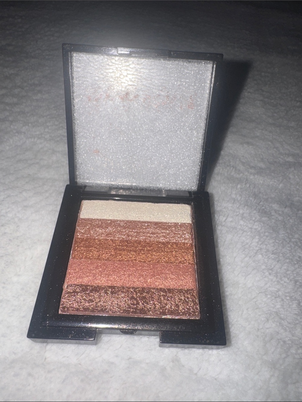 Bobbi Brown Mini Shimmer Brick. shade: Bronze.